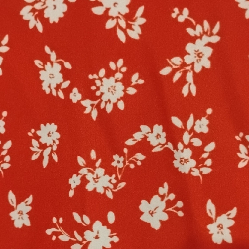 Elegant Red Floral Tank Top - Picture 5 of 6
